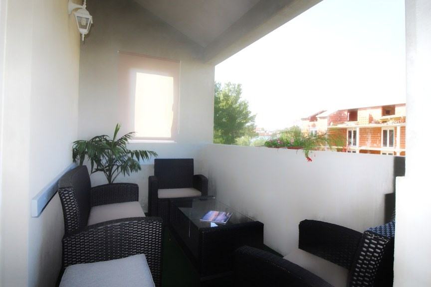 IMG-246117613d783f64bfc79140cd924e22-V